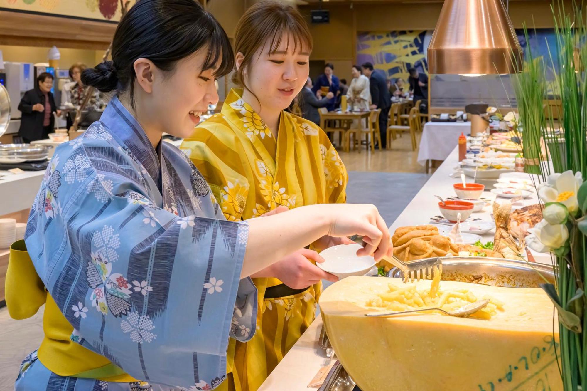 Senkeien Tsukioka Hotel Kaminoyama Dış mekan fotoğraf